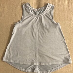 Youth Tank size Medium